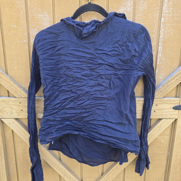 Ruffled Long Sleeve Blouse - Picture 4 of 5